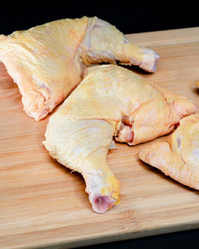 pernil y pierna de pollo criollo